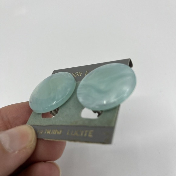 Vintage Ocean Blue Lucite Round Large Clip-on Earrings MOD Button‎ 1" - Picture 3 of 7